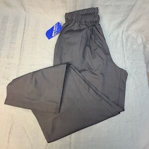 NWT MOBB charcoal, gray scrubs size extra large women’s/unisex style 307P